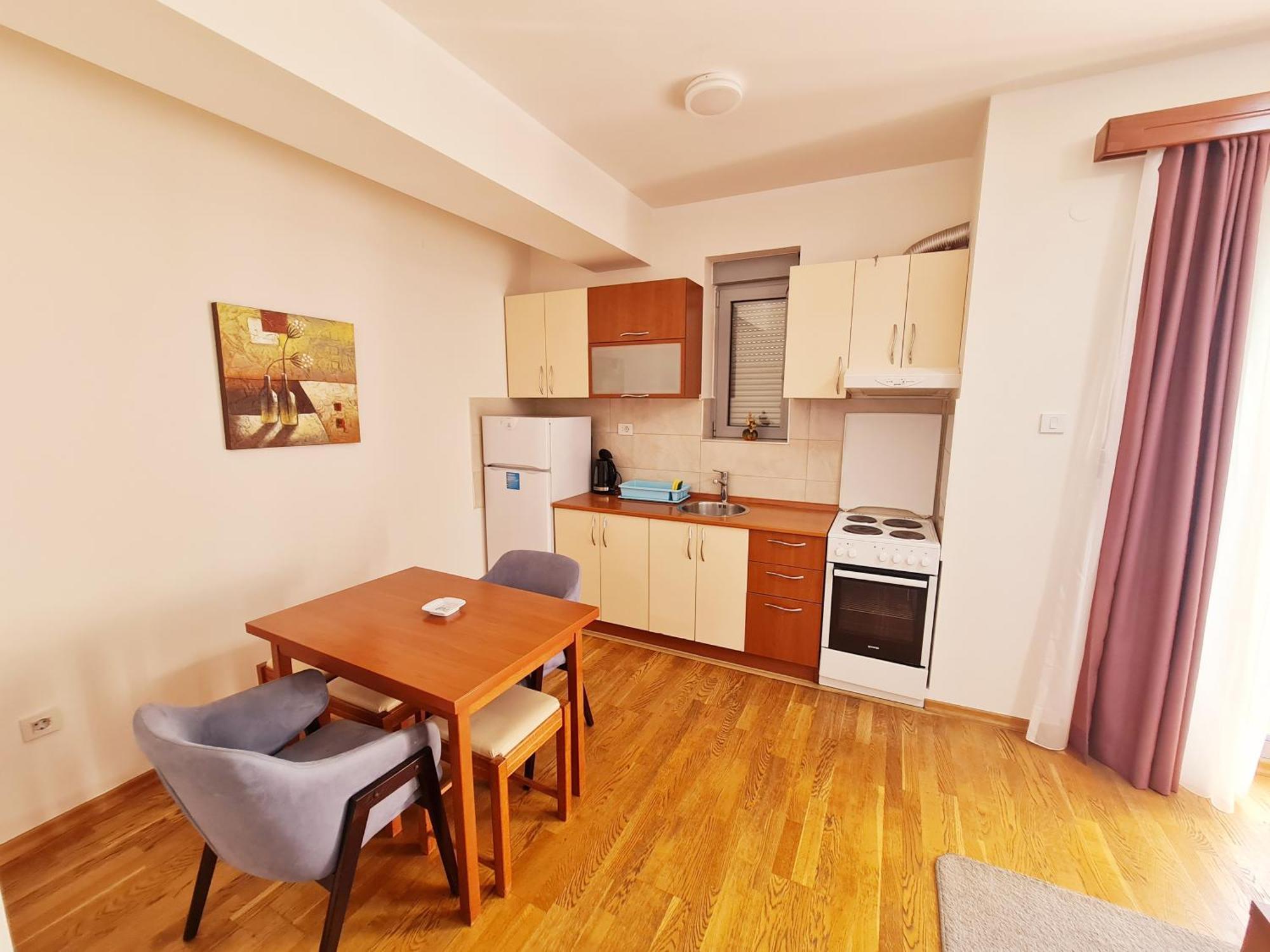 Centar New Loki Apartments บุดวา ภายนอก รูปภาพ